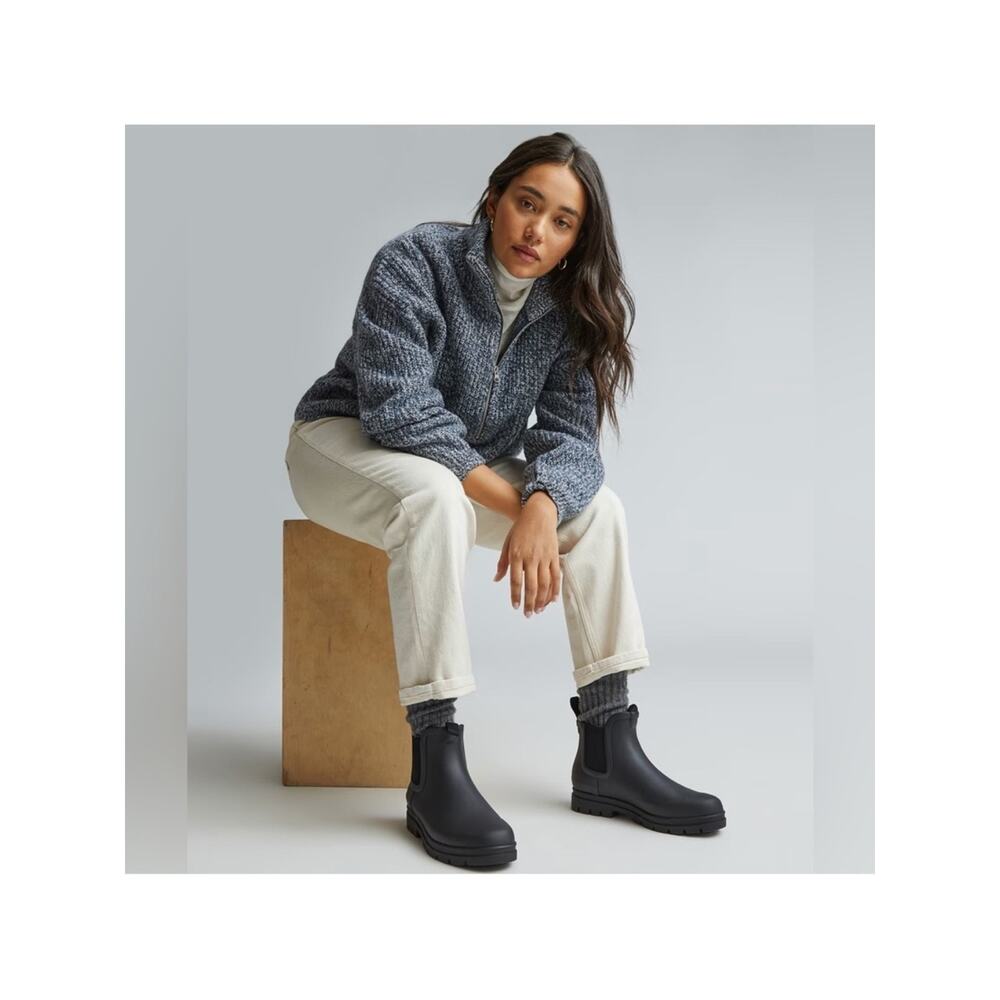 Everlane Black Chelsea Rain Boots Size 7 Waterproof Lug Sole Minimalist NWOB - Picture 5 of 9